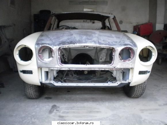 restaurare daimler (jaguar) xj6 din 1978 fata.