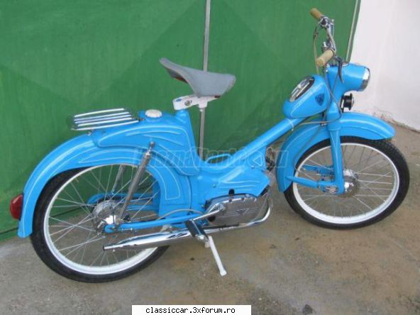 berva moped 1960 duc cumpar kil emaur bleu 61. asa voi vopsi! bleu dungi albe. Admin