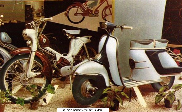 berva moped 1960 una bicolora visiniu alb Admin