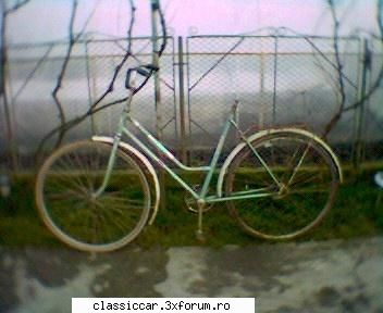 bicicleta pegas urma urmei poate redeveni candva temporar chiar utila toate este cam veche...va